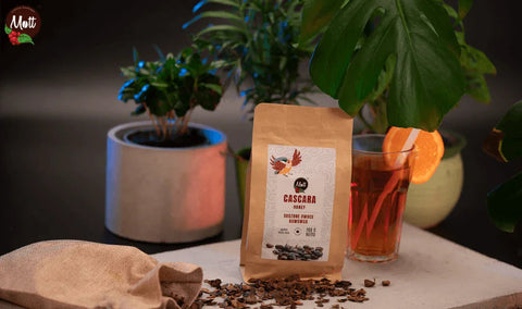 Czym jest cascara? Zdrowa herbata z kawy