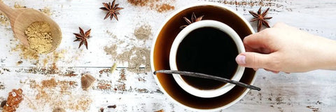 Kawa z kardamonem — orientalny akcent w domowej filiżance